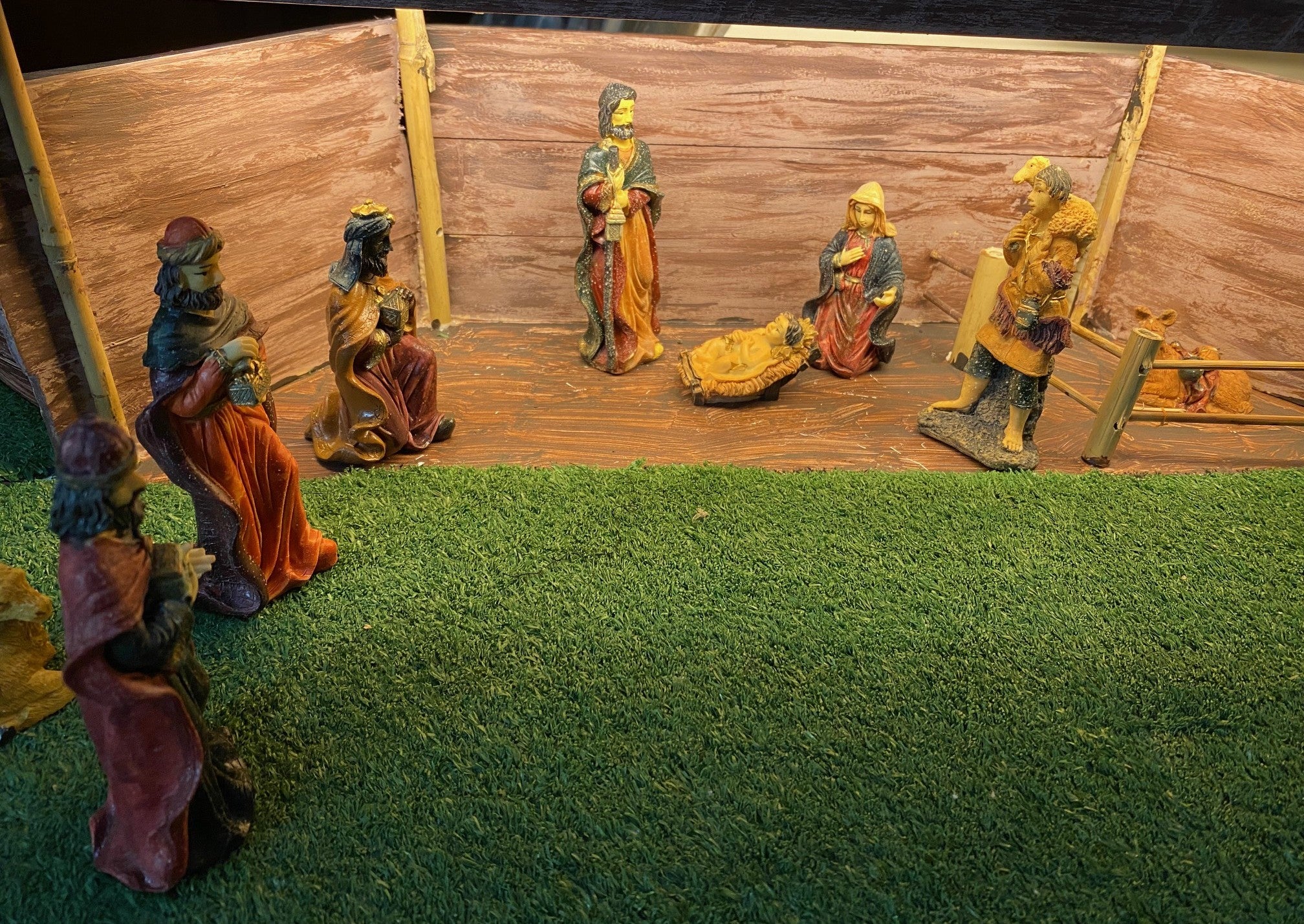 Nativity set 9 pcs resin