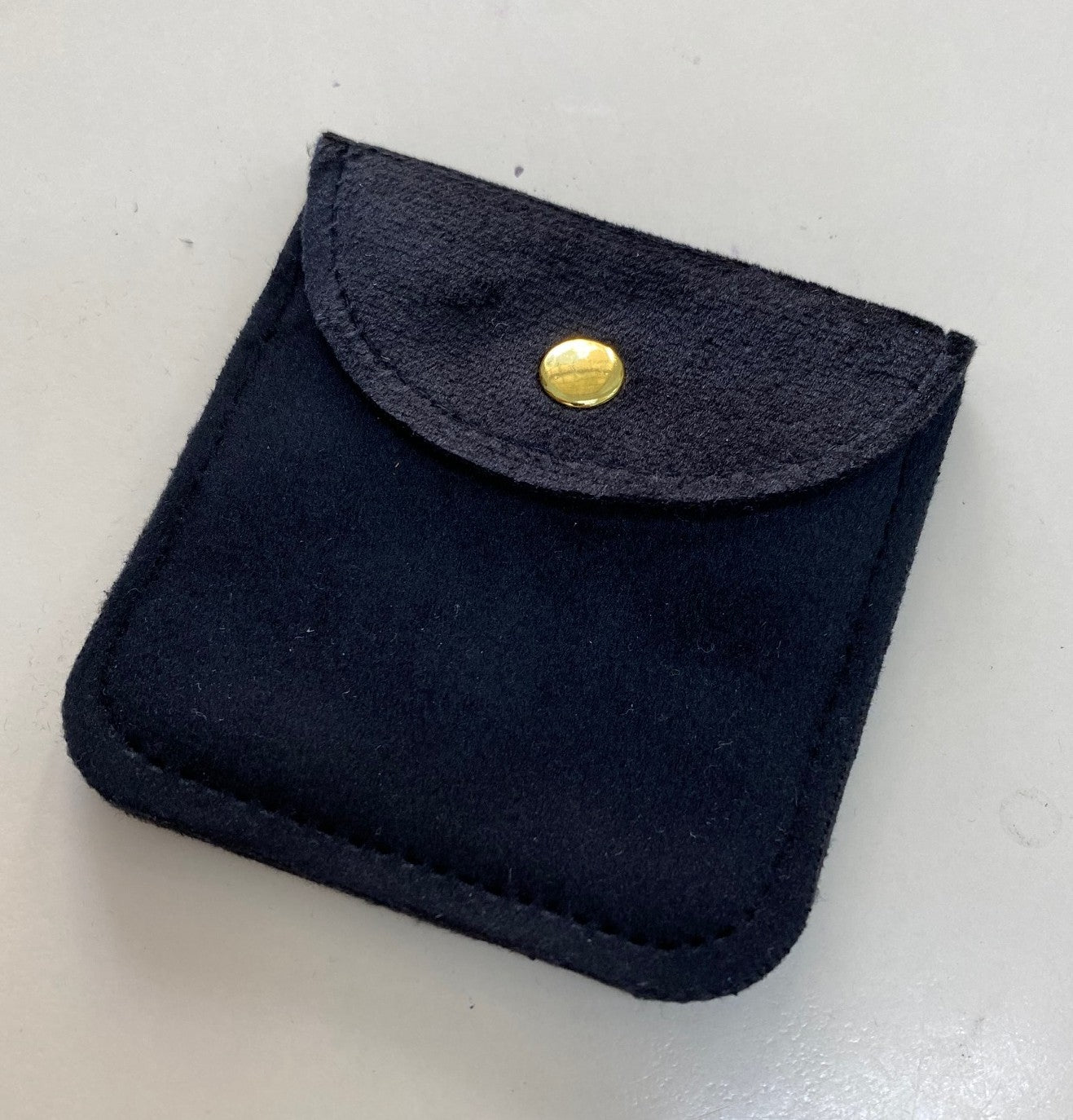 Rosary purse with stud